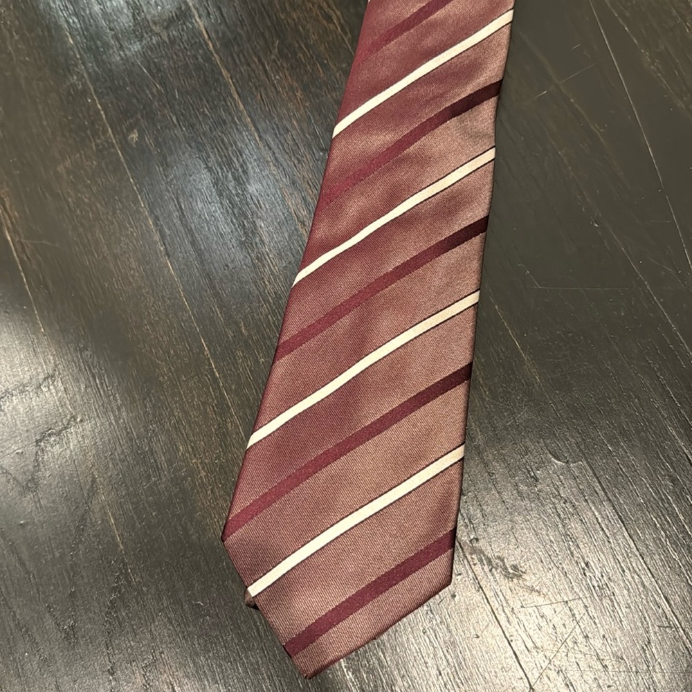 Dolce & Gabbana tie brown burgundy white
